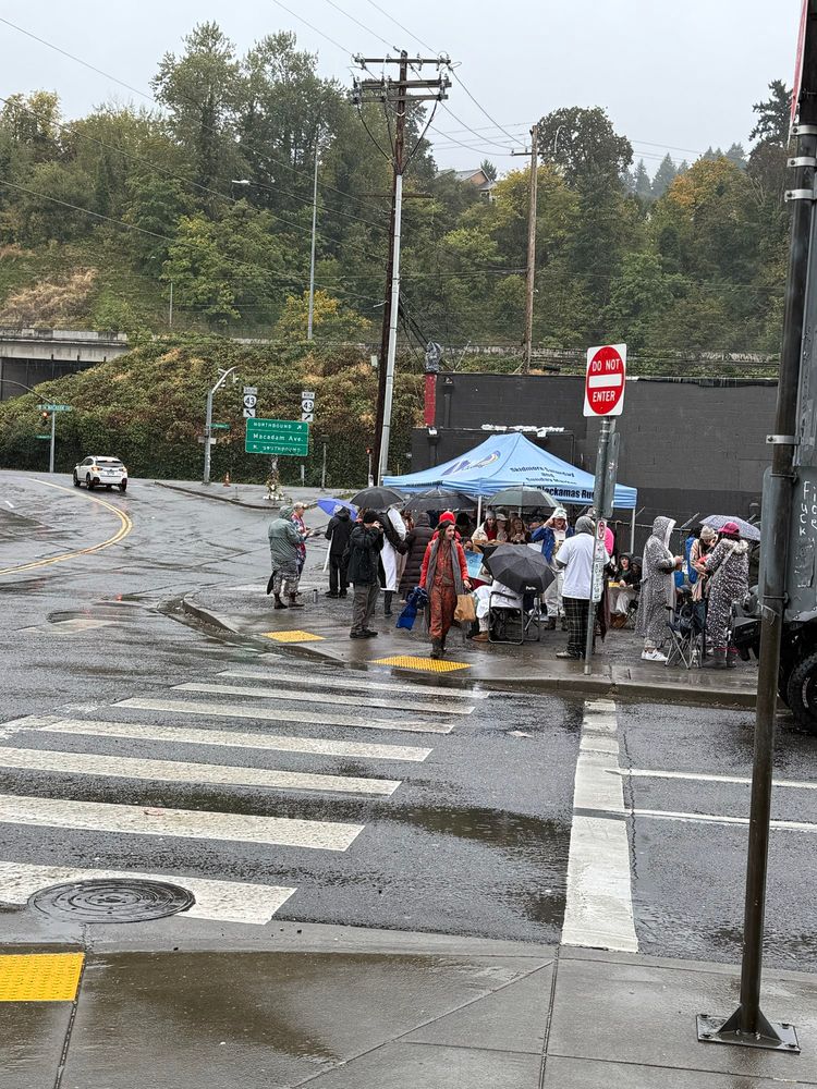A small group of local Portlanders stand in front of the ICE facility calmly and quietly protesting. 
Not aggressive or threatening at all. 