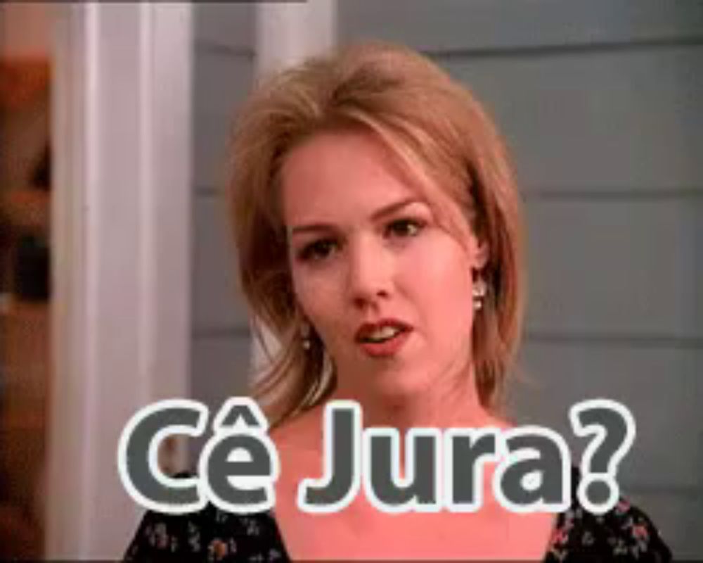 a woman is standing in front of a door and says " ce jura " .