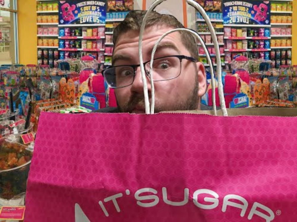 Taste Test Foreign Snacks from It'Sugar