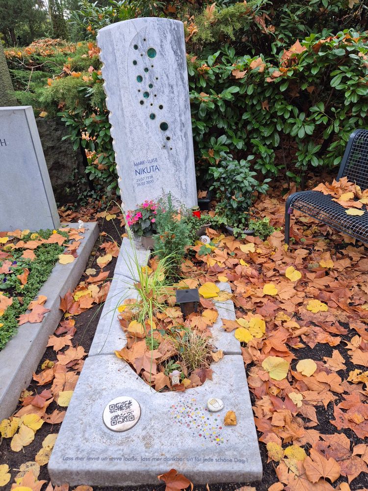 Grabstätte 
Marie-Luise Nikuta
Der QR-Code verweist auf eine Trauerseite.