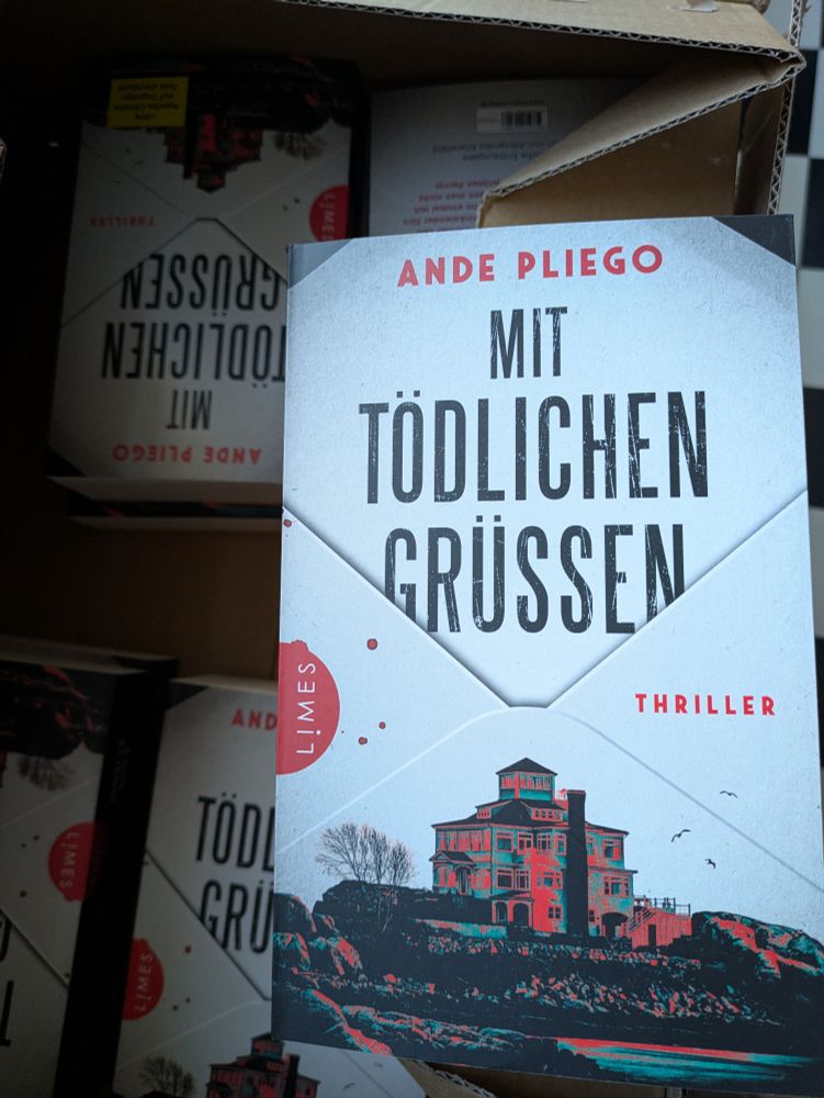 Karton mit zehnmal Ande Pliego, Mit tödlichen Grüßen