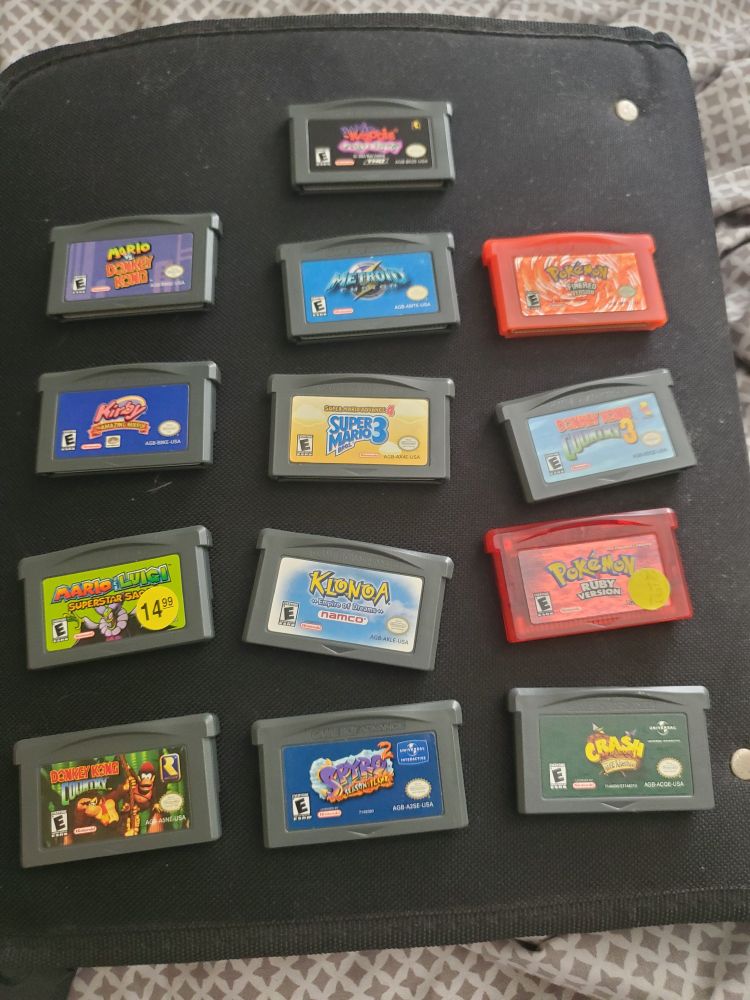 Preachers GBA collection featuring the following:
Banjo-Kazooie: Gruntys Revenge
Mario vs Donkey Kong
Kirby and the amazing mirror
Superstar Saga
DKC 1
Metroid Fusion
SMB3
Klonoa: Empire of Dreams
Spyro 2: Season of Flame
Pokémon Firered
Pokémon ruby
DKC 3
Crash The Huge Adventure 