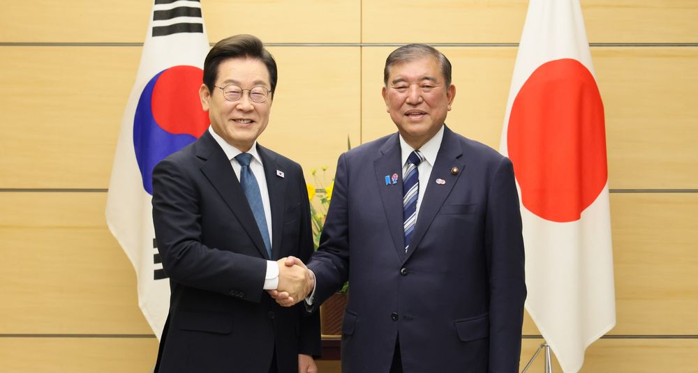 The leaders of South Korea and Japan reaffirmed their commitment to the “complete denuclearization of the Korean Peninsula” in their first summit in Tokyo, underscoring the need to continue existing cooperation against North Korean threats even as Seoul revamps its approach to inter-Korean relations. The talks between Japanese Prime Minister Shigeru Ishiba and South Korean […]