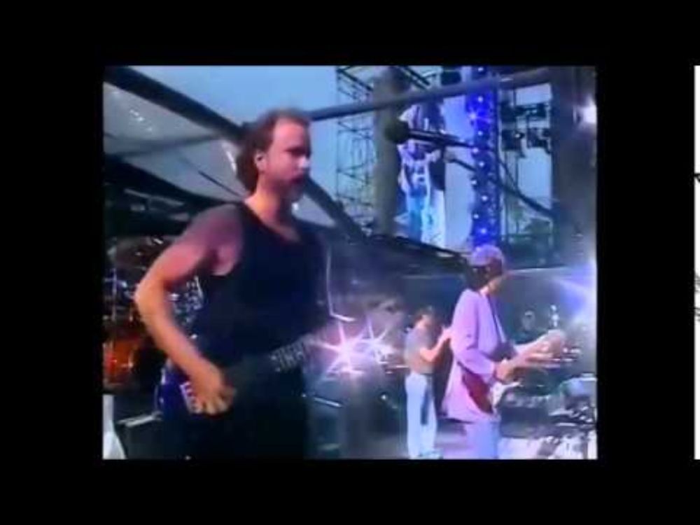 GENESIS "Land of confusion" (LIVE, 92) SUBTITULADO AL ESPAÑOL