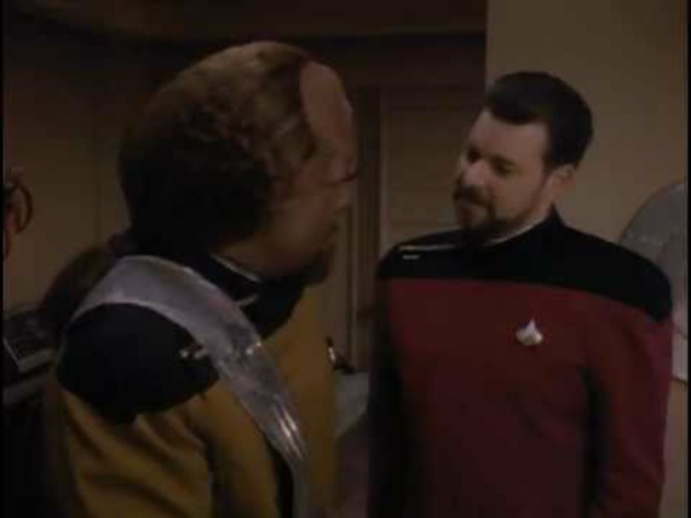 TNG Worf's tactical delay (Liaisons)