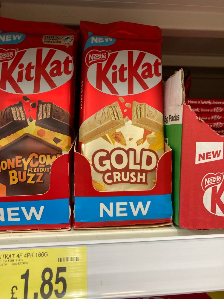 A Kit Kat that says gold crush 