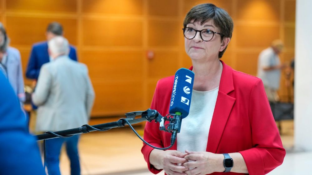 SPD-Ministerin will Talkshow-Verbot für Saskia Esken