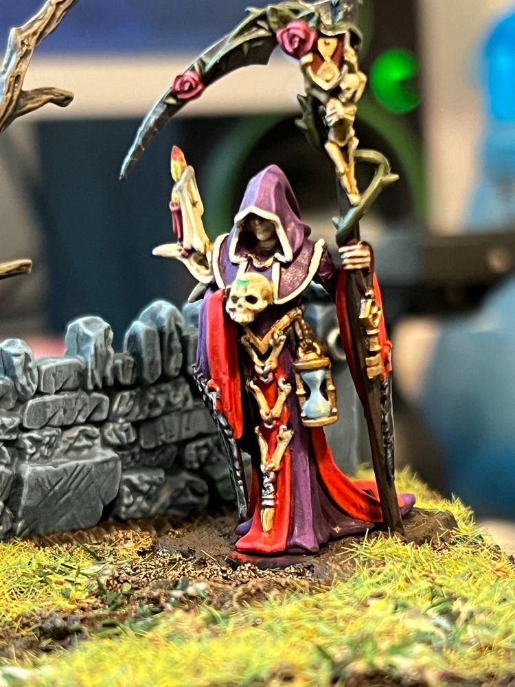 Closeup of the necromancer. 