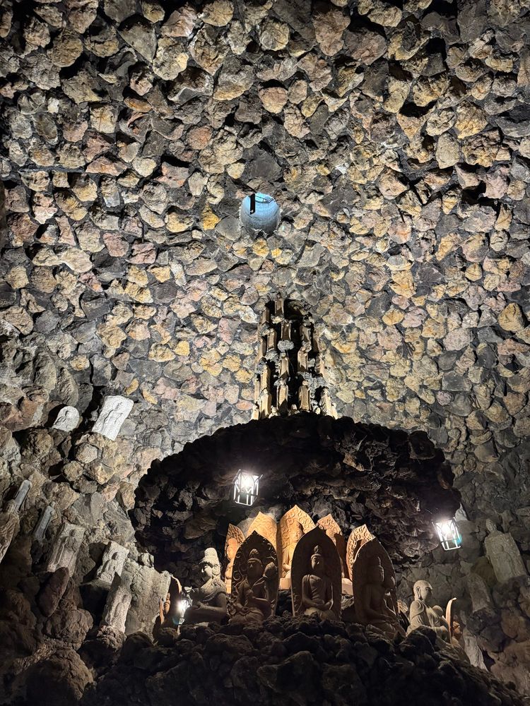 The Cave of 1000 Buddahs, an underground tunnel full of statues