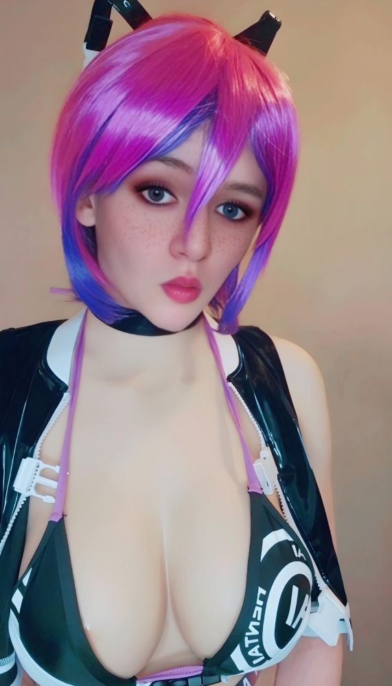 Avi_kirigiri as ProjektMelody 