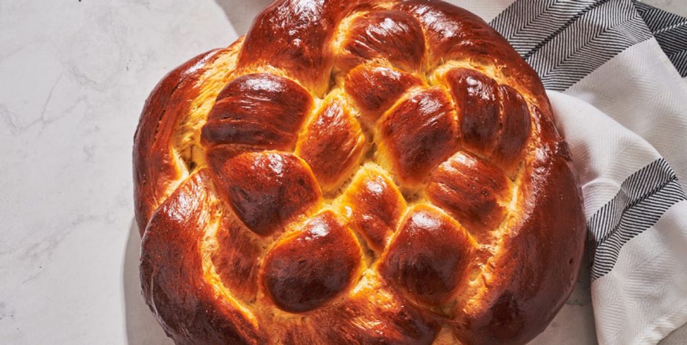 This Round Challah Is  A Must Bake For Your Next Rosh Hashanah