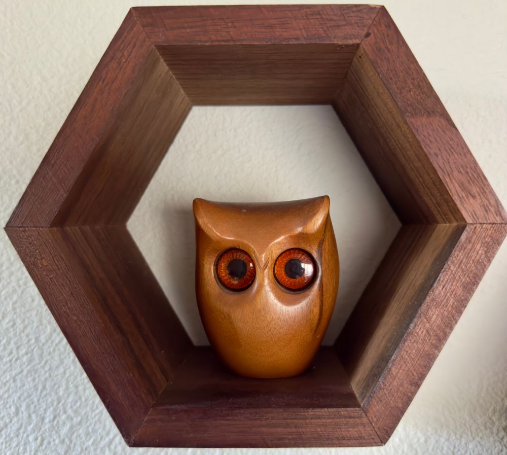 Owl figurine 