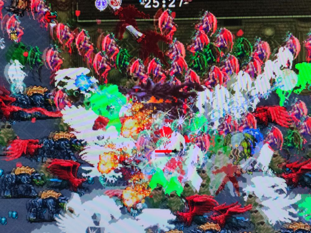 Pantallazo de una partida a Vampire Survivors.