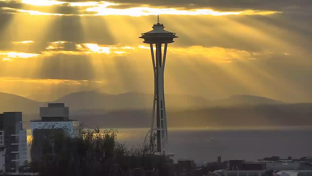 View of the Space Needle during sunset - Wednesday, Oct 2nd, 2024