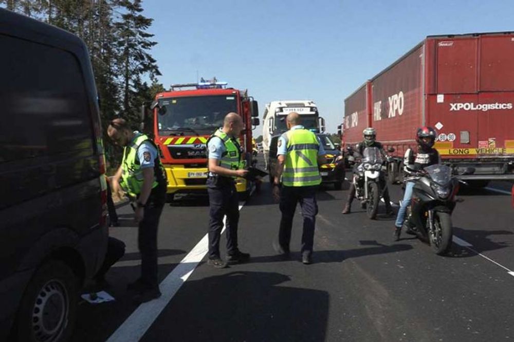 "Les héros de la route" avec les gendarmes des autoroutes d'Alsace sur C8 samedi 28 septembre 2024