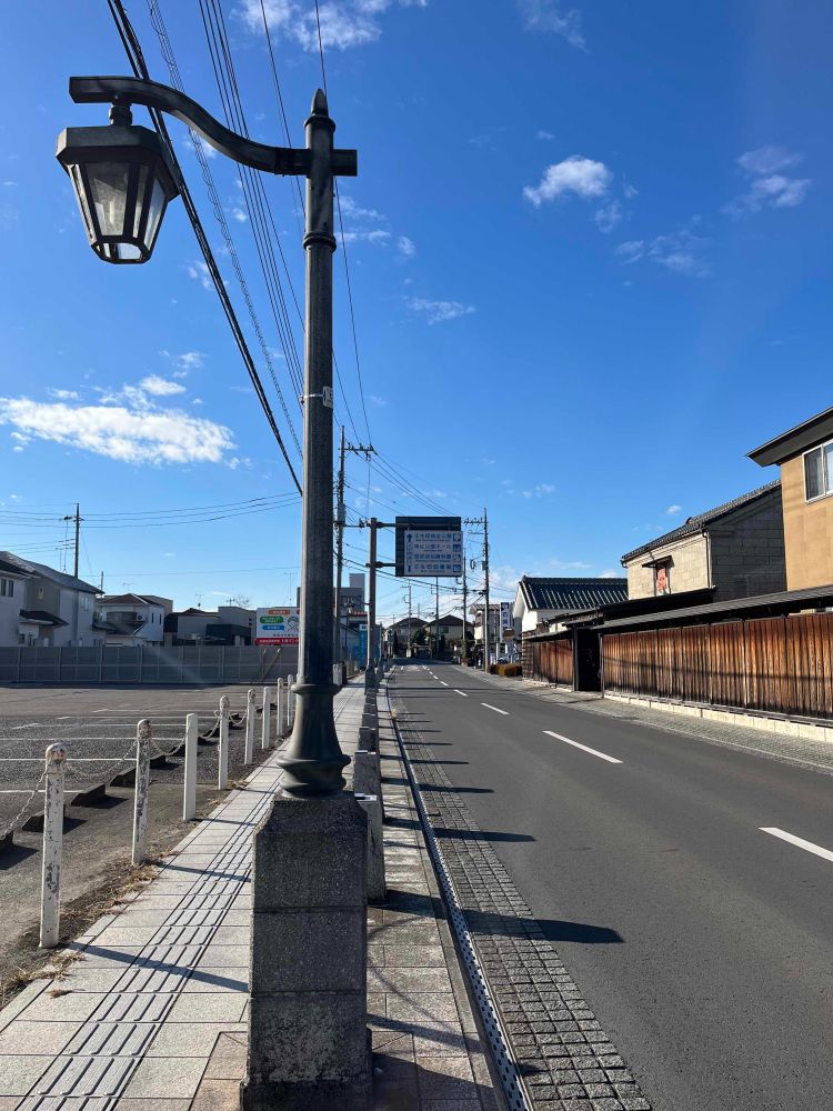 歴史の風情が残る大手門通り