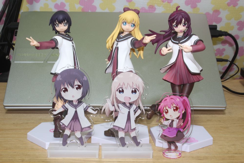 結京綾の3人で一緒に！💙💚💜
Pixivでとある方の結京綾のイラストを見て、3人を一緒に並べました！
写真的には綾京結になるのかな？

結京綾の3人を並べるきっかけになったイラスト↓
https://www.pixiv.net/artworks/42519392