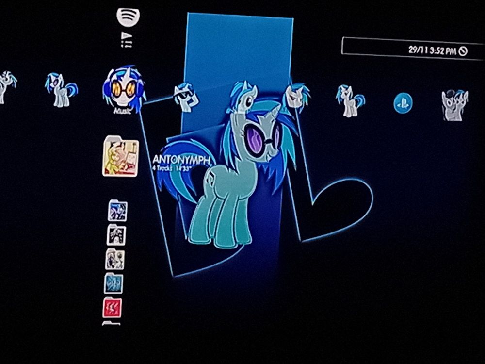 An image of the PlayStation 3 XMB menu with a theme based on Vinyl Scratch from My Little Pony