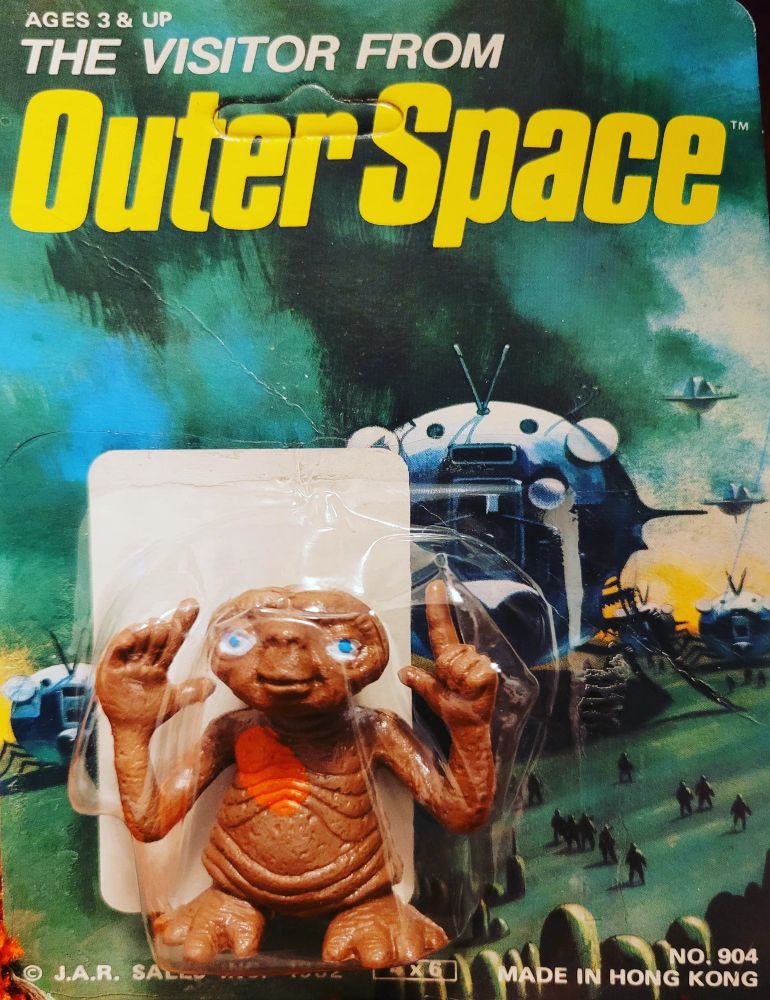 Sealed packaging of The Visitor From Outer Space, a completely original toy from 1982 #toys #toysky #1980s