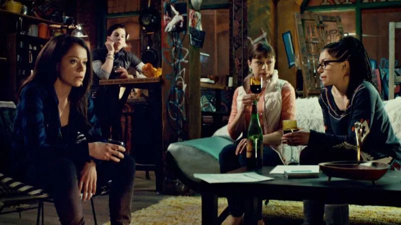 Tatiana Maslany, Jordan Gavaris, Tatiana Maslany and Tatiana Maslany in Orphan Black.