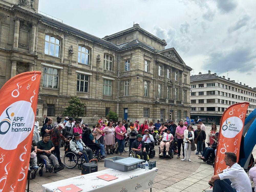 Rassemblement à Rouen