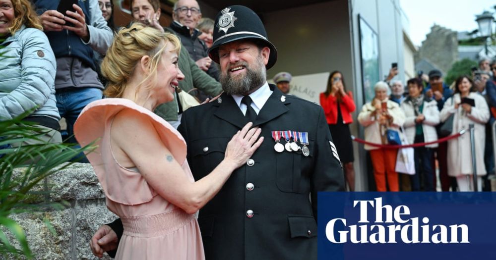 Bunting, bobbies and Doctor Who phone boxes: Dinard, the French film festival that’s mad for Britain