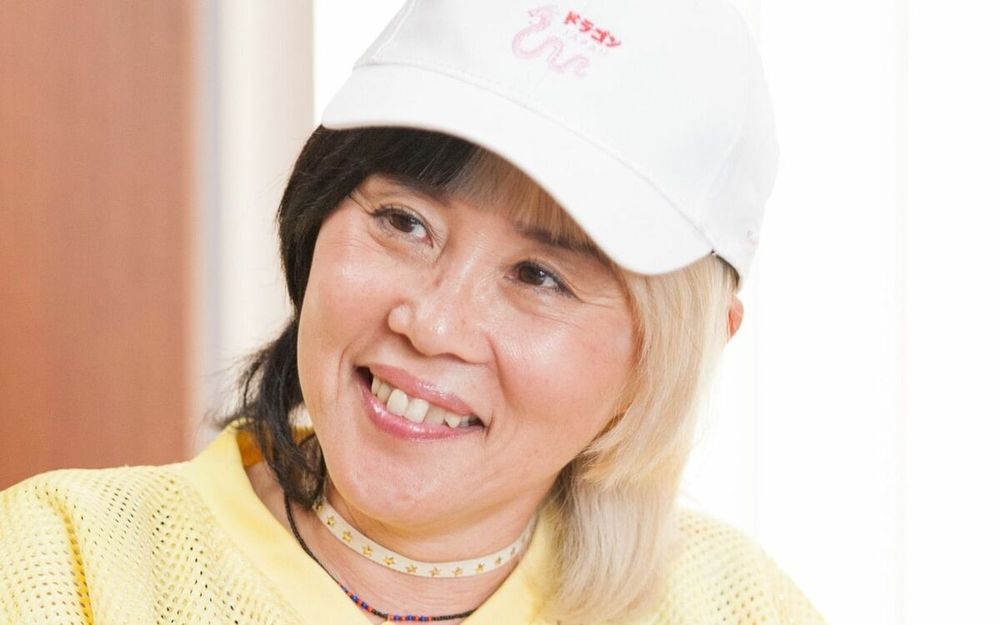 読者を小馬鹿にする記者の態度にビックリ…野沢直子（61）の「悩み相談」騒動に見る“朝日新聞の冷笑主義” | 文春オンライン