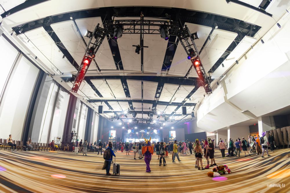 Ultrawide photo of FWA Atrium Stage.