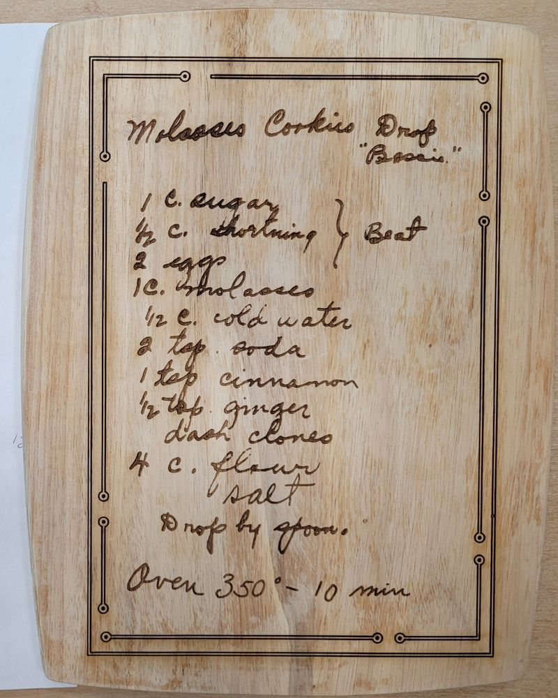 Cutting board engraved with the cookie recipe