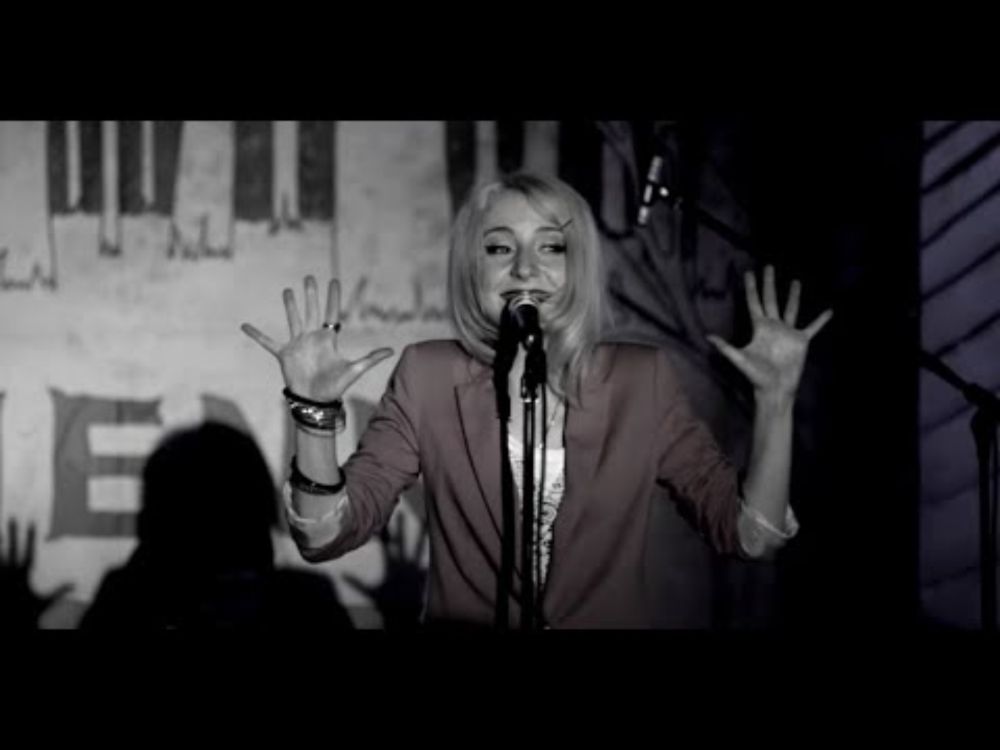 Vivienne Mort — Сліди маленьких рук [офіційний відеокліп]