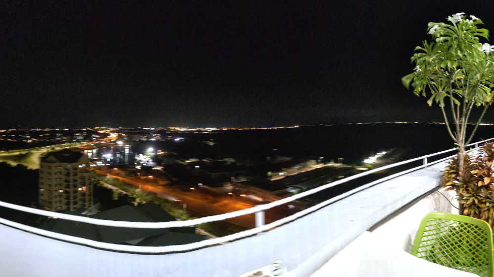 Night.
Sky.
Horizon.