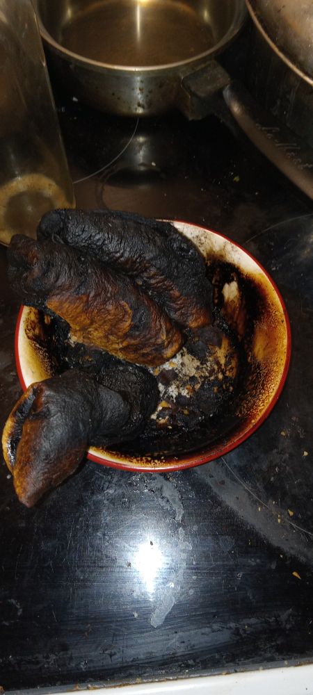 Tres Burtito, Flavio Pure  Carbon Black 

Mystery black bowl