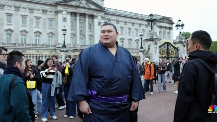 🎶There were times when I could have
Wrestled them🎶