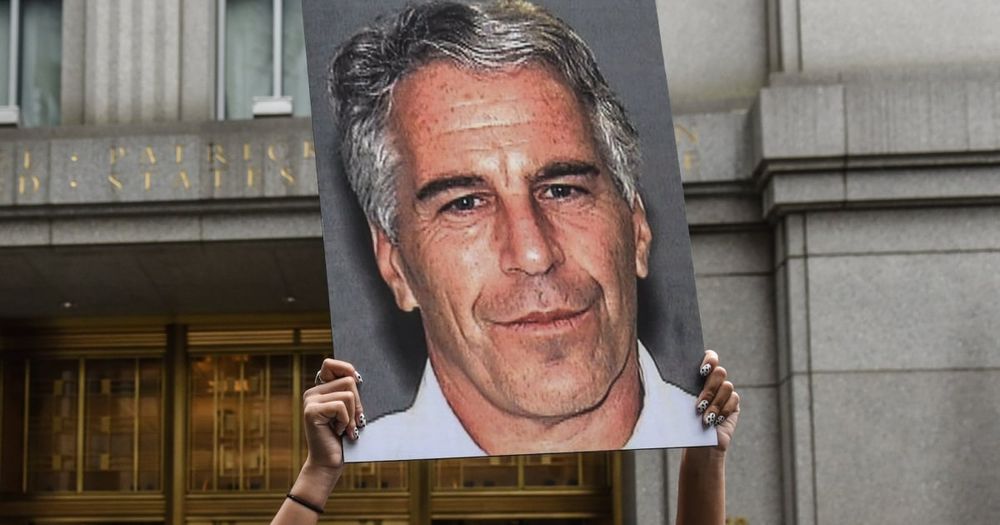The ex-wrestlers who say they were abused by Dr. Richard Strauss wrote a letter calling on the Ohio inspector general to investigate OSU's connection to Epstein.