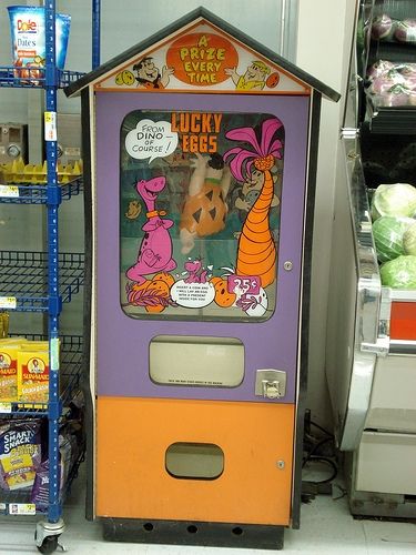 Flintstones lucky eggs arcade machine.