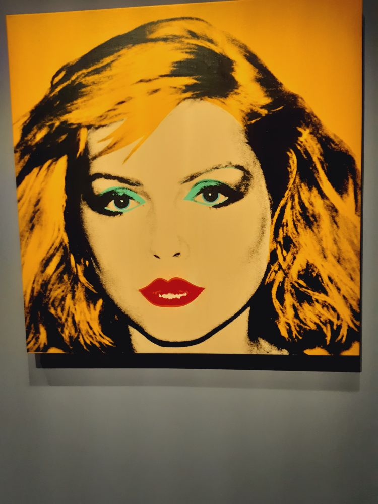 Portrait de Debbie Harry par Andy Warhol.