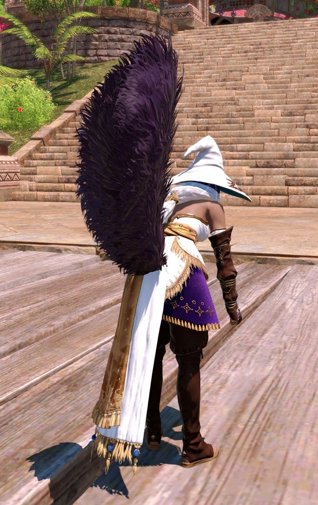 A screenshot of Sierra showing off her tail! Here she's angry and fluffing it up.
