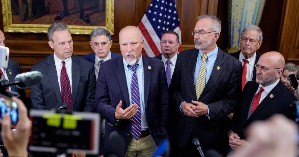 After setting its credibility on fire, and as more members give up their seats, the right-wing faction is struggling to exist.