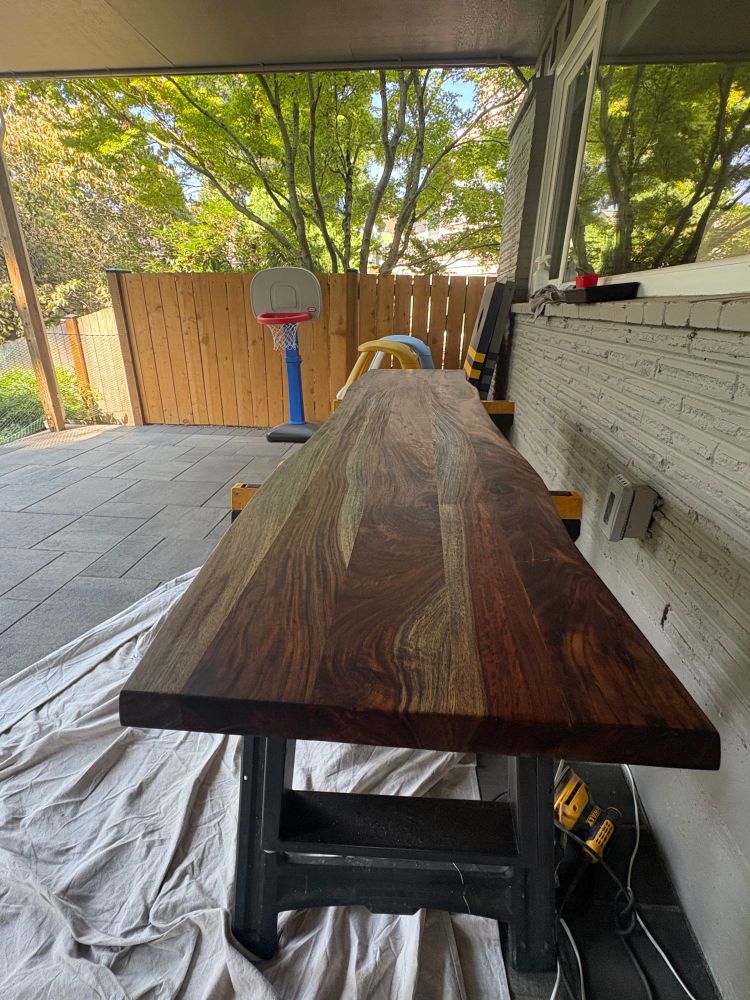 Finished bench, needs to cure overnight. Looks rad. Unfortunately for my wife I simply will not shut up about how 