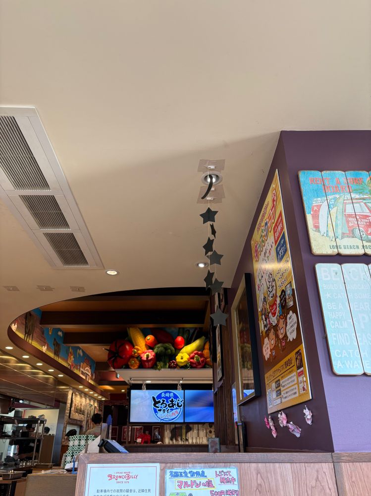 ブロンコビリーの店内