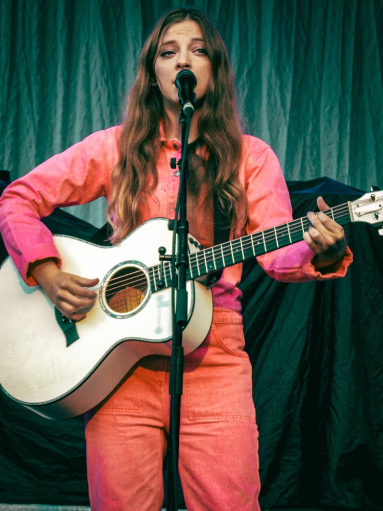 Jade bird in concert on the First aid kit ruins tour