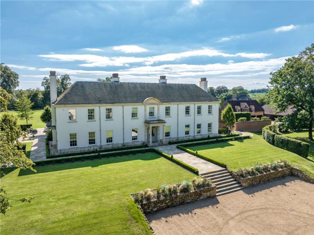 Swaines Hill, Alton, Hampshire, GU34 4DP | Property for sale | Savills