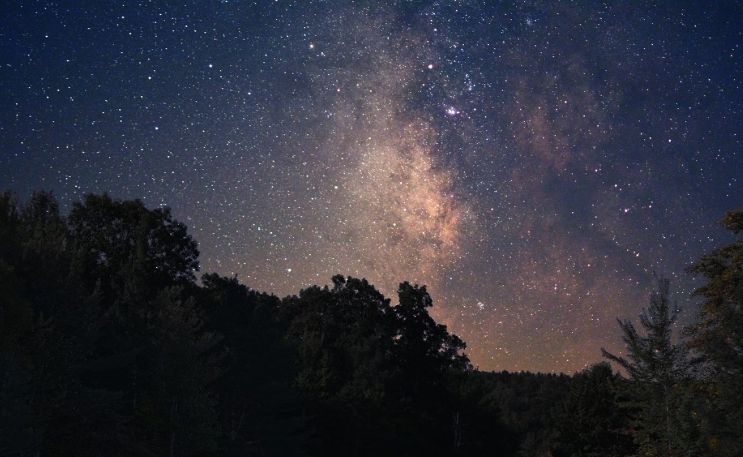 As the evening sun disappears, the stars shine clear and bright among the heavens of the Catskills tonight.