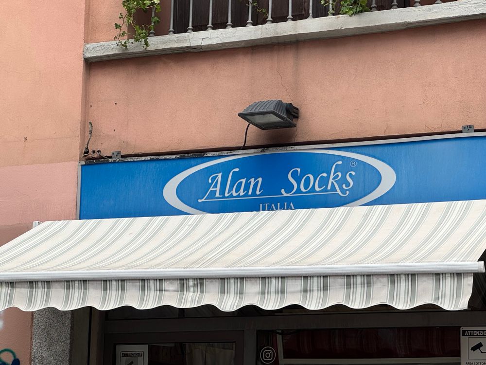 Shop sign saying Alan Socks 