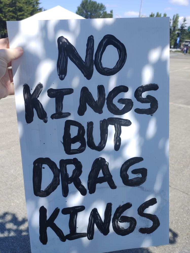 No kings but drag kings!