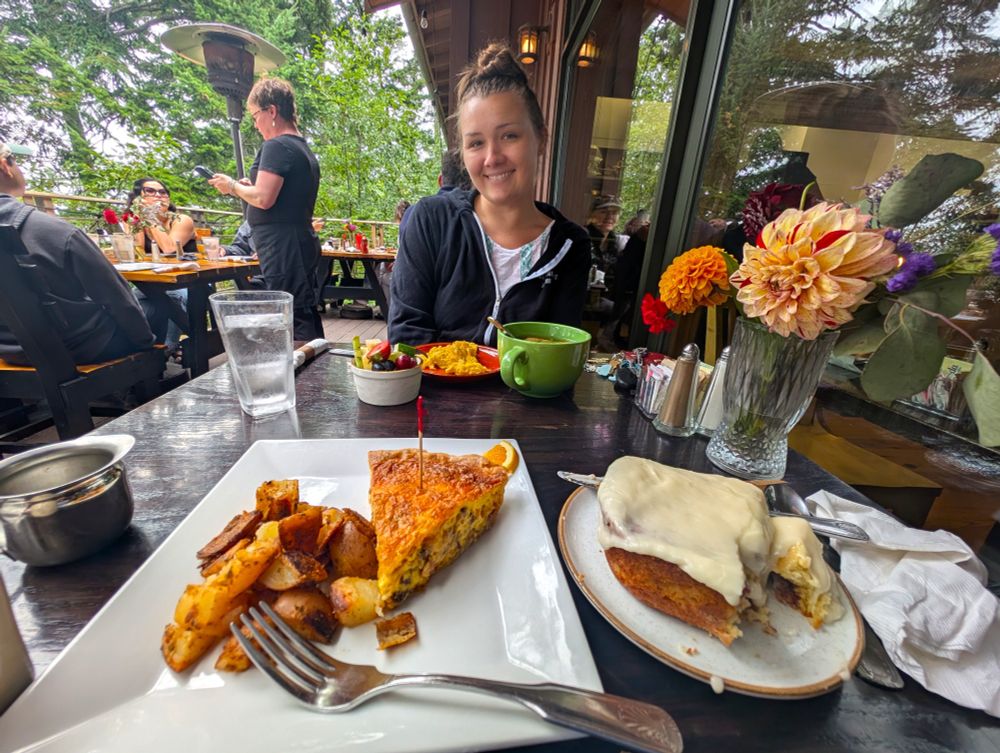 A bougie breakfast at the Cama Beach Cafe