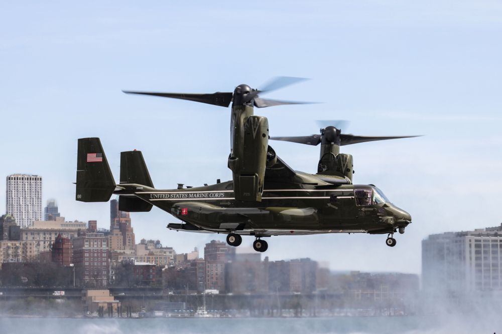 A Green HMX-1 USMC VIP Osprey