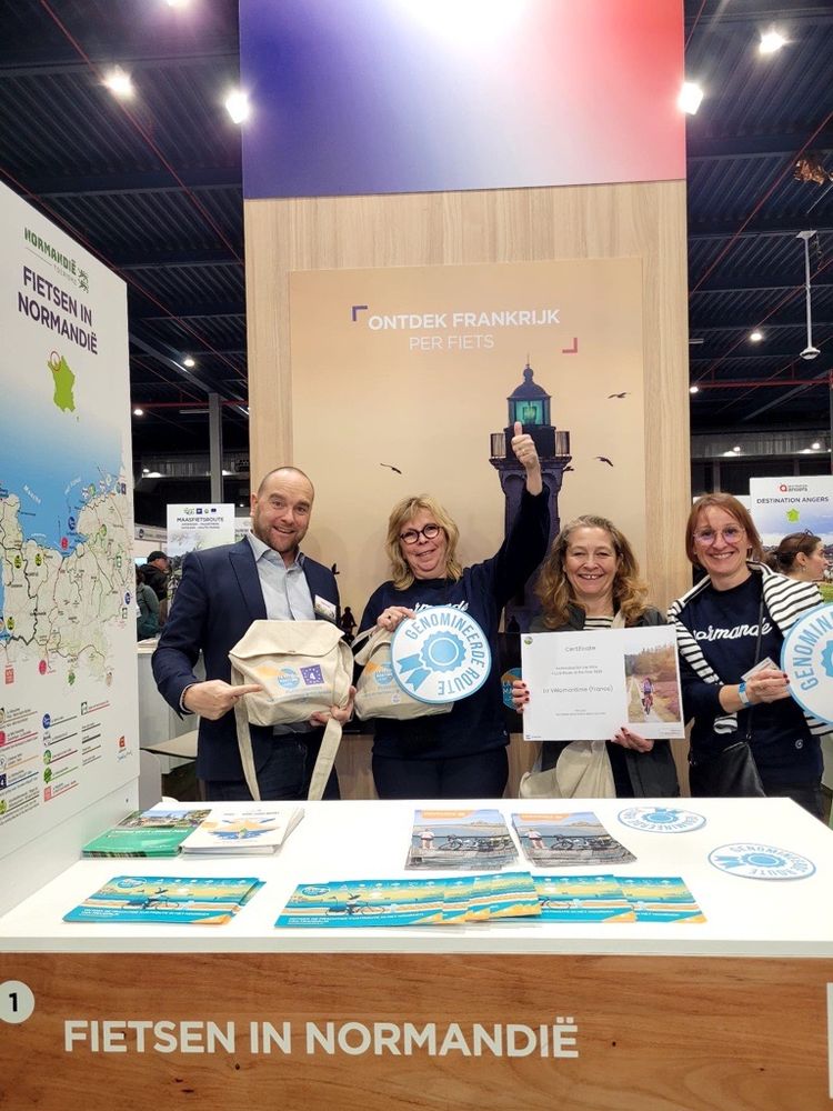 Le 14 février, Sophie Simonnet, Présidente de La Vélomaritime et conseillère départementale du Département du Calvados a reçu le prix de la part du Jury du salon néerlandais Fiets en Wandelbeurs. 