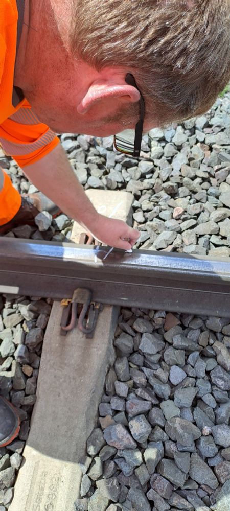 Après avoir realisé la mesure, la valeur est inscrite sur le rail