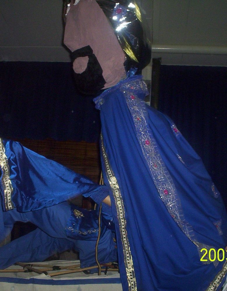 1/3 of the three wise men. Made out of willow. With deep blue/gold/red outfit & detailing.